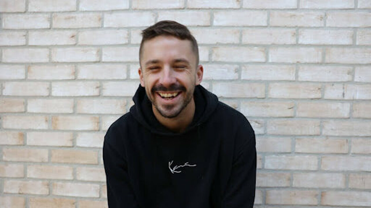 Portrait of Dan Mussett