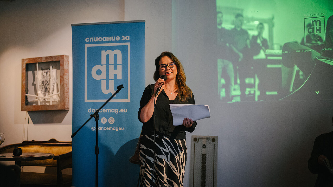 Angelina Georgieva presenting Dance Magazine #7